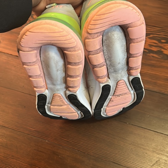 COPY - Women’s Nike air max 270 - Picture 4 of 4